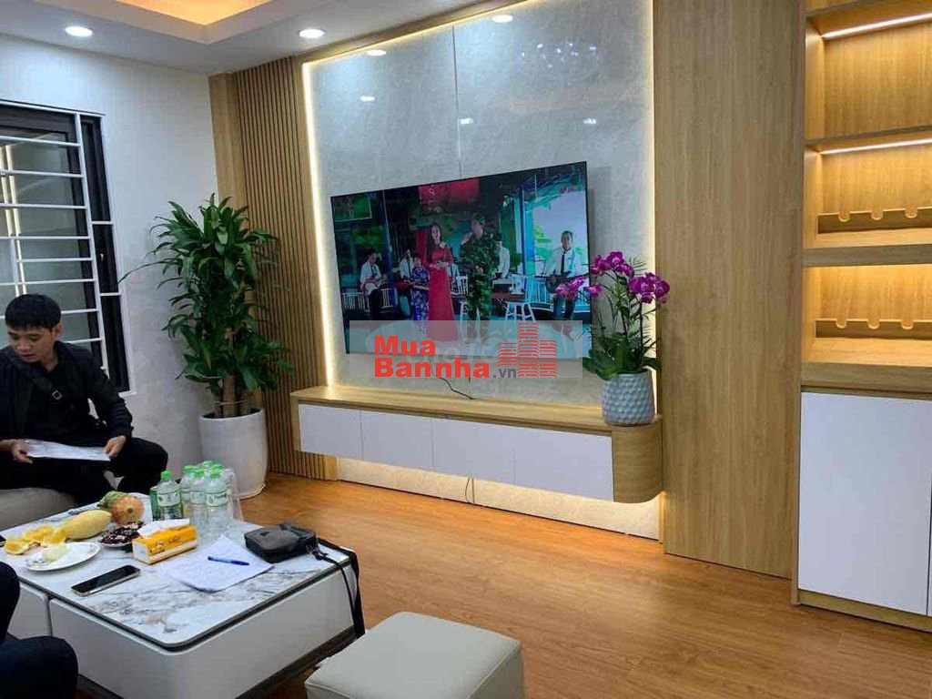 Bán Lô Góc Kim Giang – 5 Tầng Mới – Ngõ Thẳng 30m Ra Phố – Nở Hậu 20cm