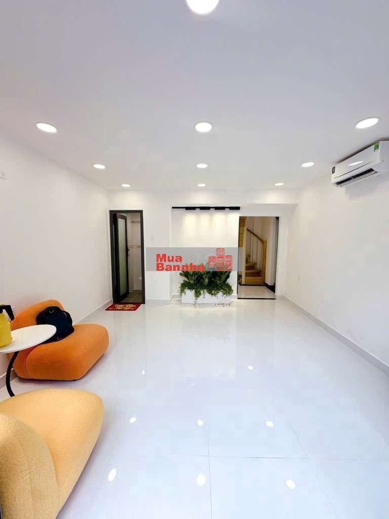 SIÊU PHẨM MẶT TIỀN CÔ GIANG - NHÀ MỚI ĐẸP - NGANG RỘNG - HOÀN CÔNG