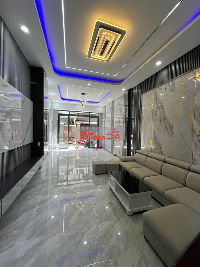 Bán nhà 1 Trệt 1 Lầu,đường nhựa 2 xe hơi,SHR hoàn công,gần Cầu Hang