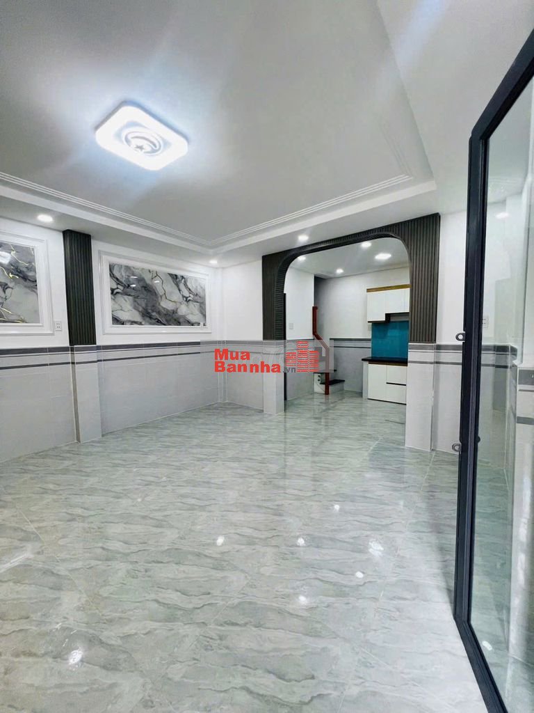 Nhà (5x8m) 3 PN, 2WC có ban công Gần Bệnh Viện Quận 12. Giá 1tỷ1485tr