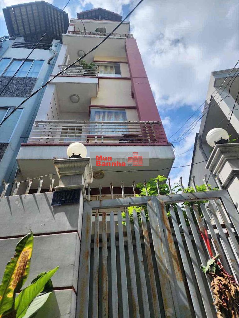 Nhà hẻm 637 Phạm Thế Hiển P4 Q8 3L 6PN 3,3x22m