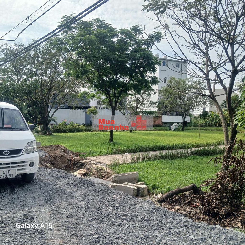 11 tỷ 250 thương lượng, nhà 5 tầng mặt tiền ,diện tích : 4,5 × 20