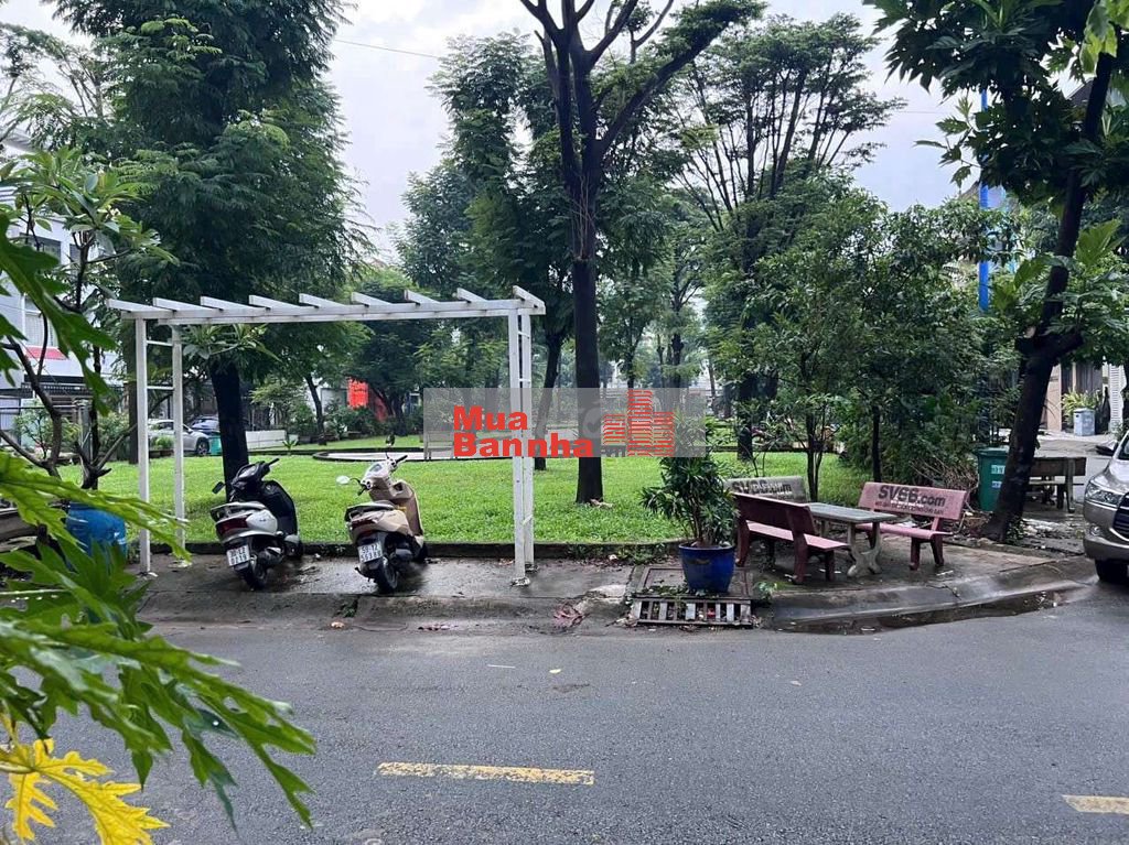 Nhà đẹp 3.5 tấm 4.5x20m khu 38Ha đối diện công viên, khu dân trí cao!