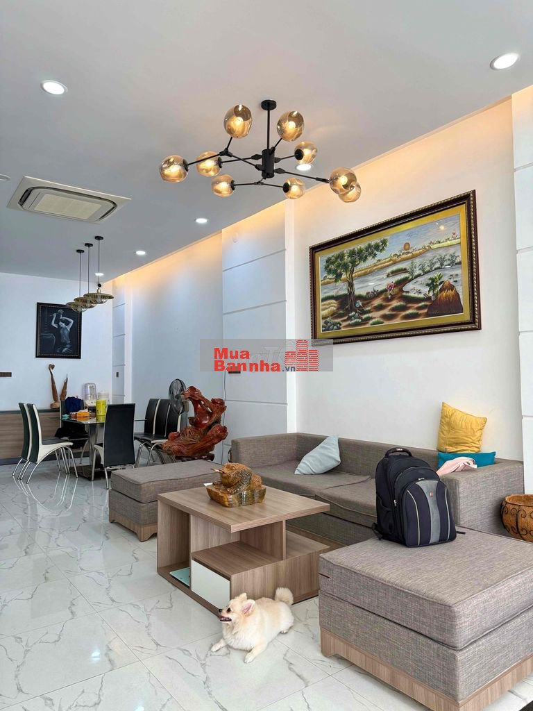 Bán nhà 3 tầng sổ hồng nội thất cao đẹp KĐT Vĩnh Điềm Trung giá 8 tỷ 5