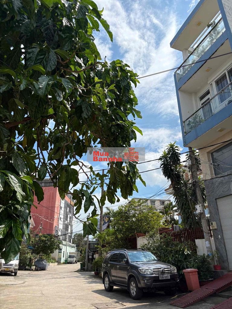 Tiềm năng tăng giá - hẻm 10m - nhà nát - 80m2 - 11 tỷ