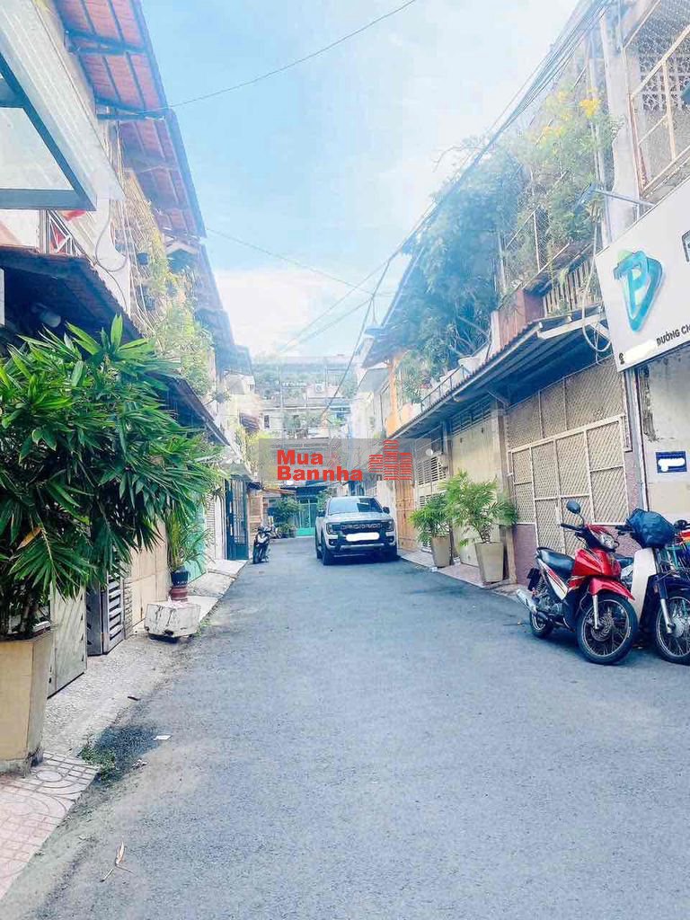 2 CĂN LIỀN KỀ, HẺM 7.5M XH NGỦ TRONG NHÀ, SỔ ĐẸP - CÁCH MẠNG THÁNG 8