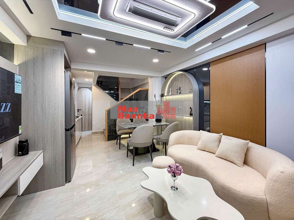 Bán nhà mới xây 4 tầng 3pn đầy đủ nội thất đường CMT8 phường 11 quận 3