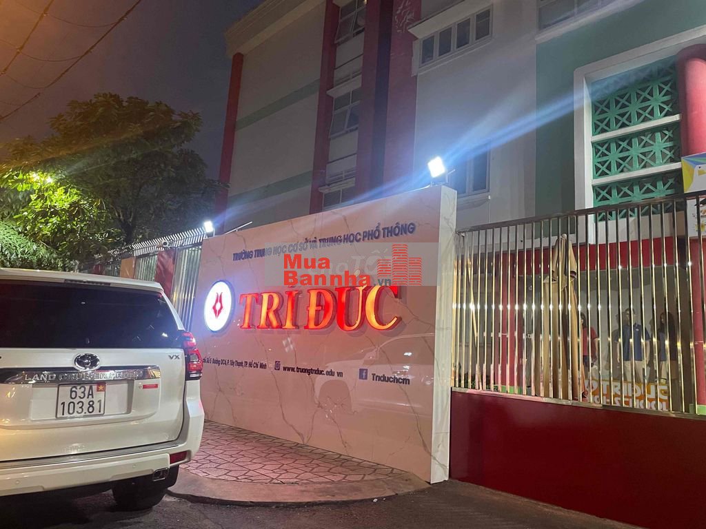 Tân Phú ô tô nhà vuông ngay Aeon Mall Tân Phú