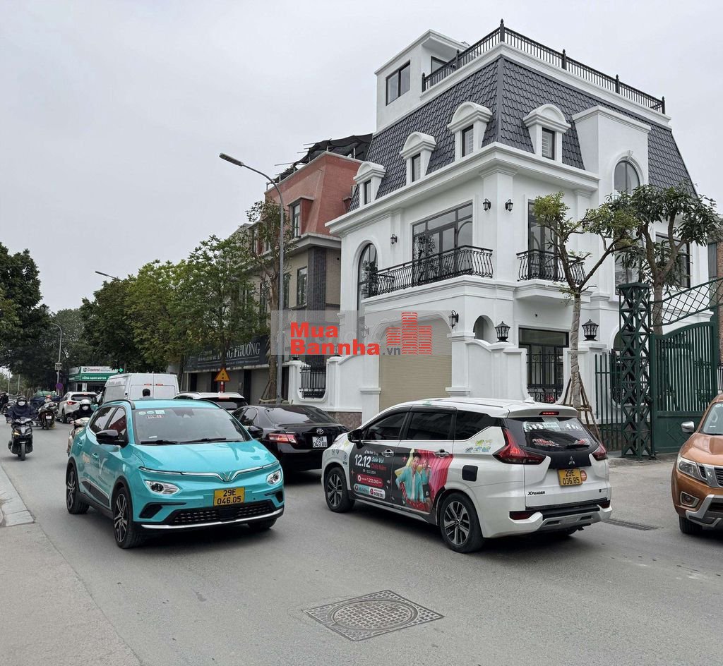 BIÊT THỰ LÔ GÓC THANG MÁY ĐẲNG CẤP