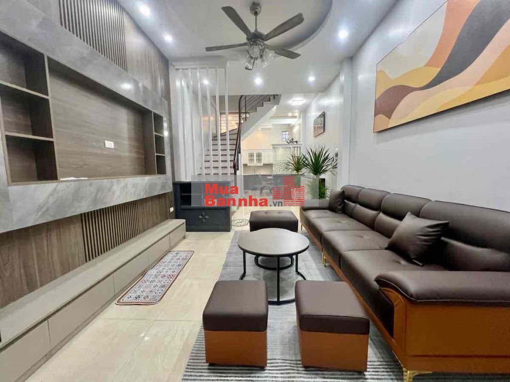 BÁN NHÀ BỒ ĐỀ – 43M² × 5 TẦNG –MT 3.5M –NHÀ ĐẸP Ở NGAY