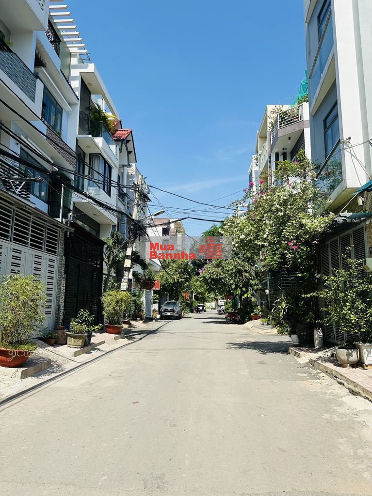 BÁN NHANH NHÀ NGAY ĐẶNG VĂN BI, HẺM OTO, VUÔNG VỨC, KHU CAO RÁO