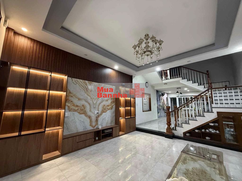 Bán nhà 3 tầng mặt tiền HUỳnh Ngọc Đủ khu đô thị sinh thái HOà Xuân