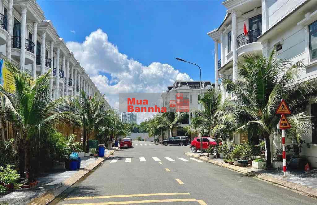 RẤT HIẾM! KHU HOÀNG HÙNG, 72M2 4 x 18, Đường 10m, Gần chợ Đông Thành