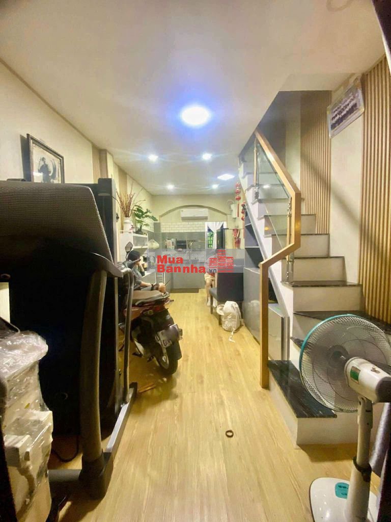 Nhà Q12 Gần chợ chó Xe Tải né nhau chỉ nhỉnh 2 tỷ, SHR! Dt:24m2 NEW!!