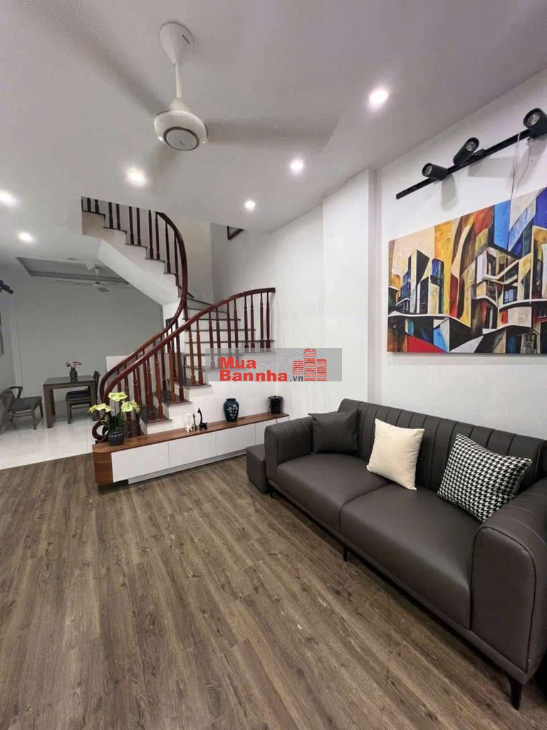 Giảm chào 500 triệu bán nhà Ngô Quyền Hà Đông 36m, 4 tầng ô tô 9 tỷ 3