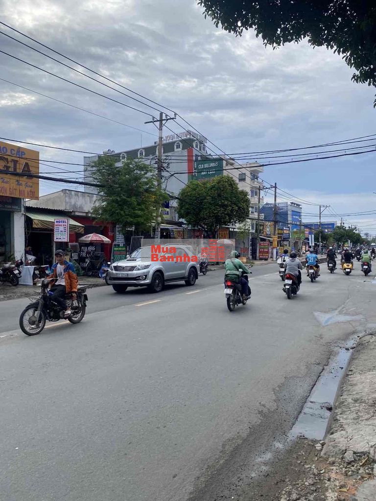 Mặt tiền Lê Văn Khương, 8m x 40m, sổ vuông vức, đang làm kho xưởng.