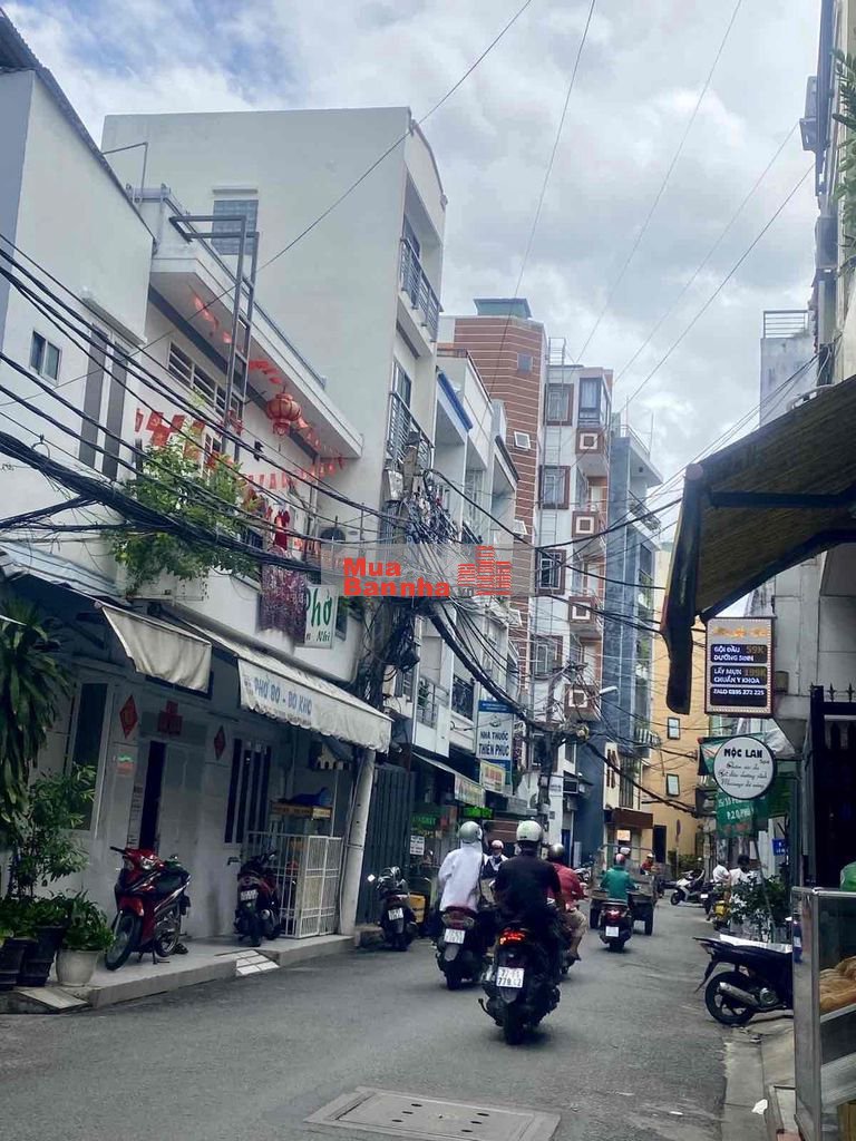 Nhà mặt tiền Phùng Văn Cung, Phú Nhuận, 4 tầng, 3.7m x 5m, vuông vức