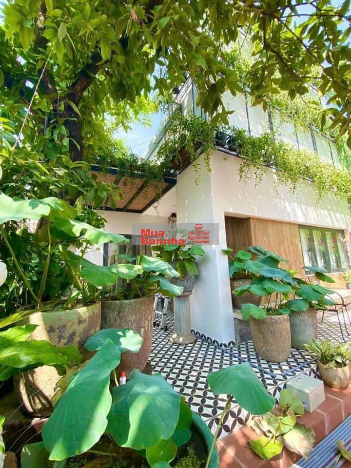 Bán 200m2 - 12.5TỶ Xây CHDV 1 hầm 5 tầng (Gần Ga Metro - Làng Đại Học)