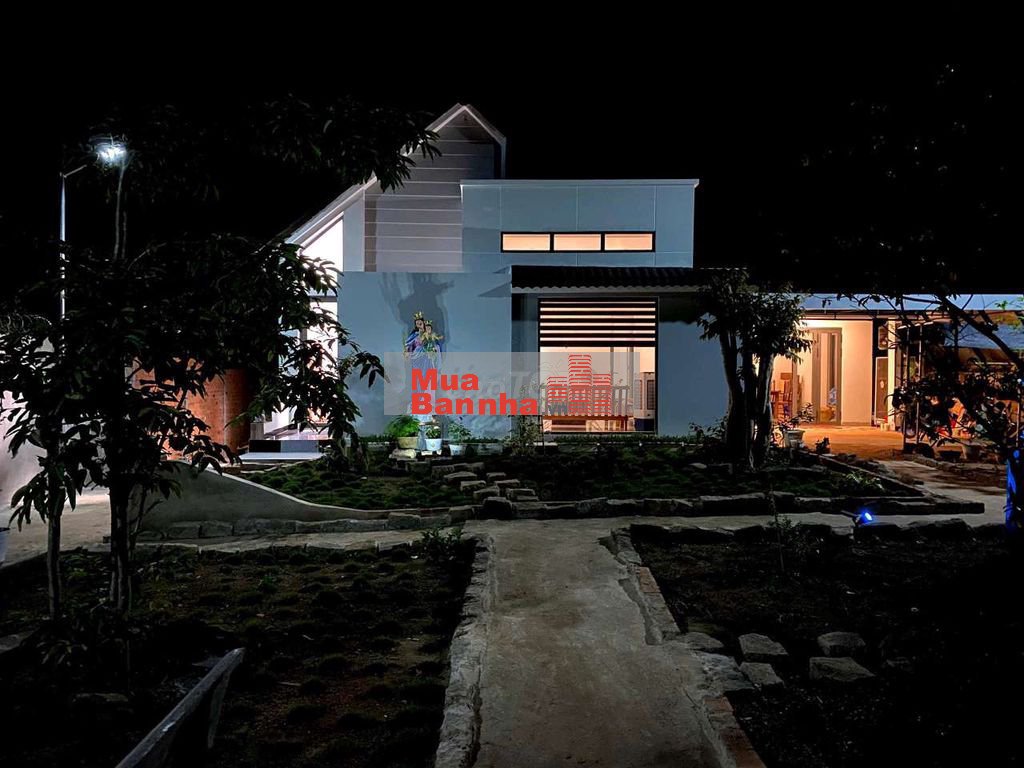 VỀ SÀI GÒN-BÁN BIỆT THỰ VƯỜN MT QL14-4PN 4WC-NỘI THẤT FULL-GẦN SÂN BAY