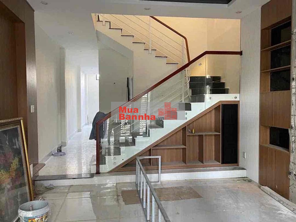 Bán nhanh nhà 2 tầng full nội thất đường Nam Sơn 5, 4pn, giá 7,9 tỷ