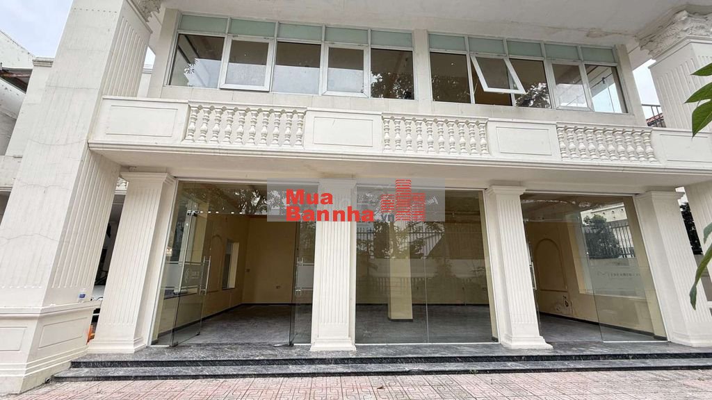 Bán nhà Mặt Tiền Trương Định Trung Tâm Q3 nhà 3 tầng 21x42 giá 636 tỷ