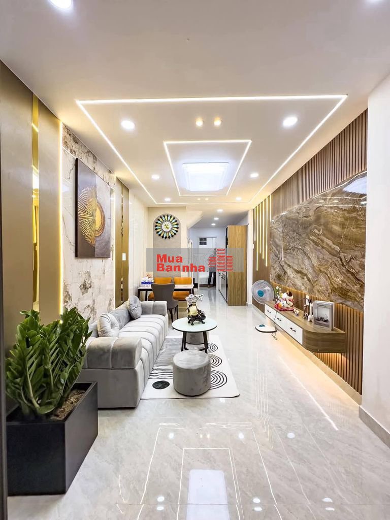 Kẹt vốn bán gấp nhà Nhà Võ Văn Tần ,P6 Q3 , giá tốt chỉ 3 tỷ 790