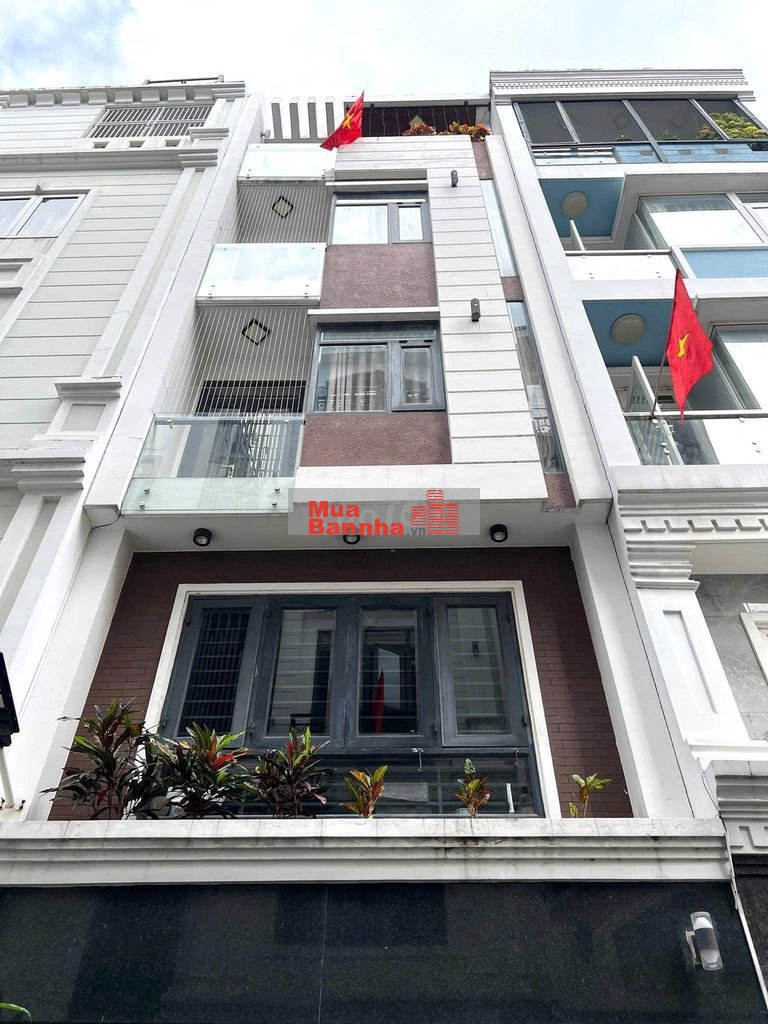 Cần bán gấp căn nhà đường Mai Văn Ngọc, PN - Giá 4TỶ890, Hẻm 5M