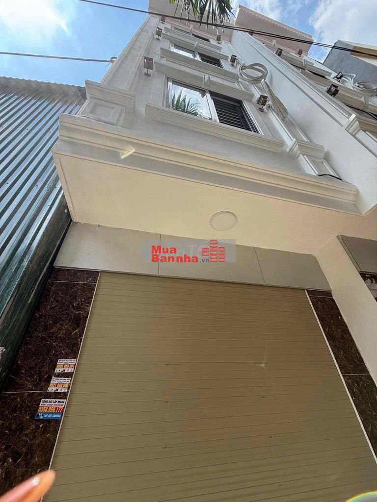 BÁN NHÀ TRUNG TÂM XÃ ĐÔNG LA. ⚡Ô TÔ TẢI QUA NHÀ - NHÀ MỚI FULL NỘI THẤ