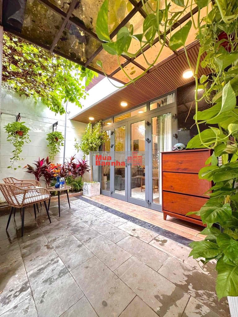 NHÀ MẶT TIỀN HẢI CHÂU - ĐẦM RONG 2 gần Chợ ĐỐNG ĐA