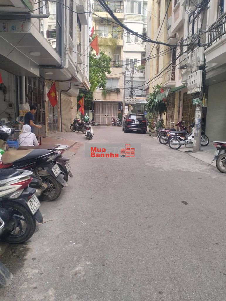 Phân lô Phùng Chí Kiên-Hoàng Sâm, hai mặt ngõ thoáng sáng, ôtô vào nhà