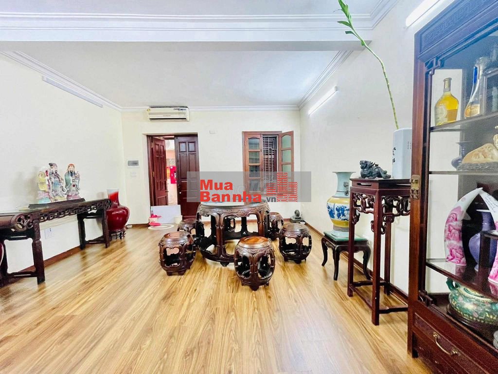 50m ô tô tránh Hoàng Mai, ngõ thông 2 thoáng, gần Đền Lừ, sổ CC 40m2