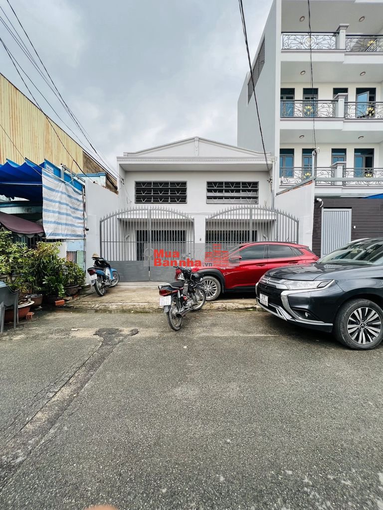 Bán Nhà Kho 2 Tầng Hương Lộ 2 Đường 20m 2 Sổ Riêng 8x20 Giá Tốt 10,9Tỷ