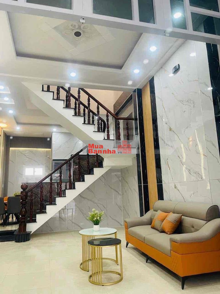 Nhà Đẹp, Tặng Nội Thất, Hẻm Xe Hơi. Gần UBND phường Thới An. Q12