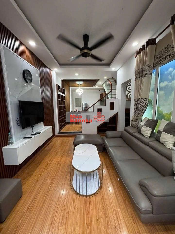 Bán ngộp nhà 70m² – 1Tỷ150 ngay đường nguyễn thị trung, Thuận an, BD