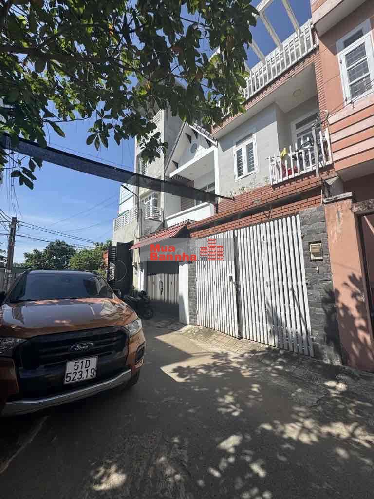 Nhà 3tầng Gần Vinhomes Quận 9- HXH 6M- 60m2- Nhỉnh 4ty- Quận 9