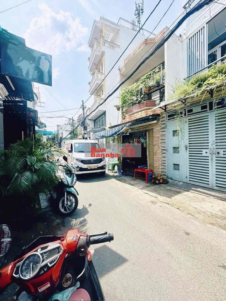 BÁN NHÀ - NGANG HƠN 5M - TIỆN XÂY MỚI QUÁ NGON - NGAY HƯƠNG LỘ 2 - GIÁ