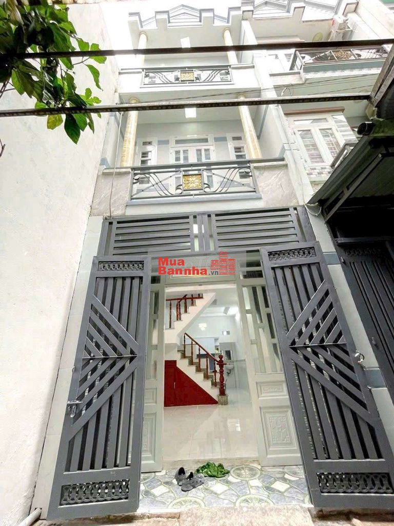 🏡 Nhà HT17,Hiệp Thành, Q12
DT: 3,5 x 10m 1 trệt 2 lầu – 4PN – 3WC