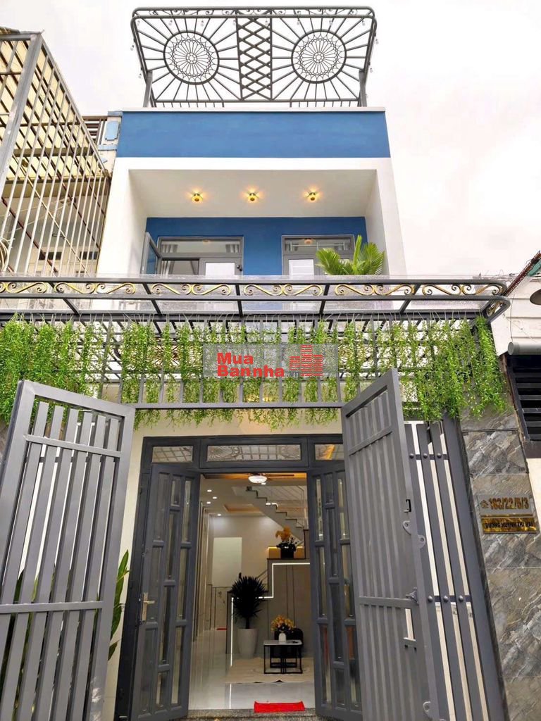 Nhỉnh 4 tỷ Nhà phố 4m x 15m. Full Nội thất Đường Huýnh Thị Hai