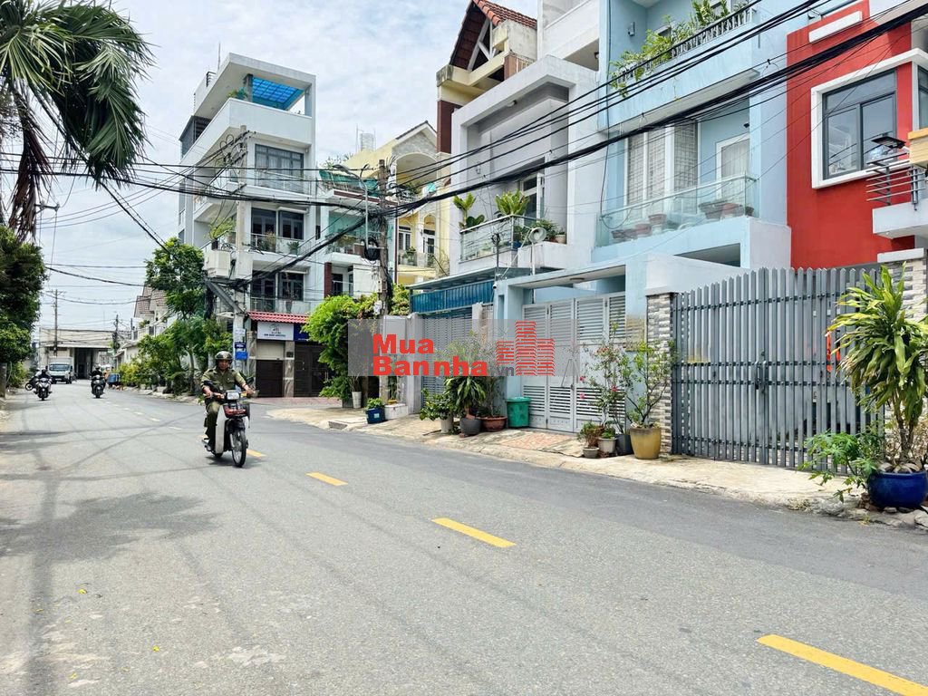 Nhà mặt tiền Chợ Kiến Thiết - Hiệp Phú- 92M2- Đường 10M - gần Ga Metro