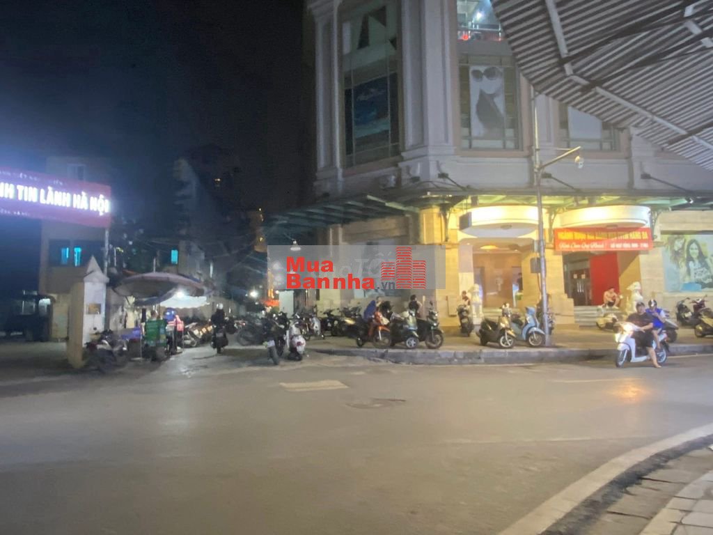 BÁN NHÀ MẶT TIỀN PHỐ CỔ, QUẬN HOÀN KIẾM, KINH DOANH, VỈA HÈ RỘNG, .