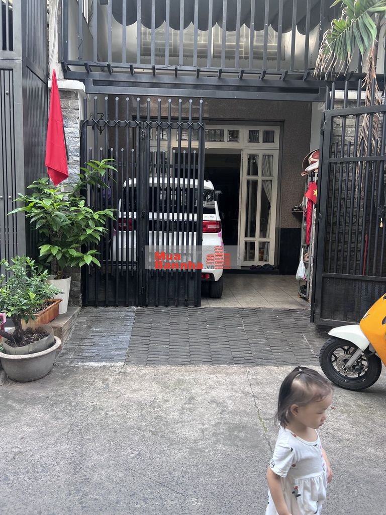 Nhà bán HXH 6m Hoàng Hoa Thám 5 tầng có gara Oto chỉ 9.9 tỷ