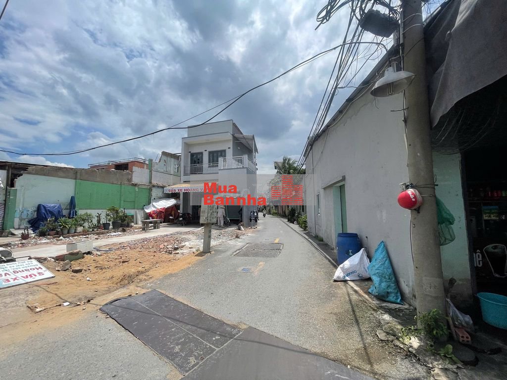 Bán nhà 1T1Lầu gốc 2 mặt tiền đường 12m, Long Trường, Quận 9 cũ 3ty6