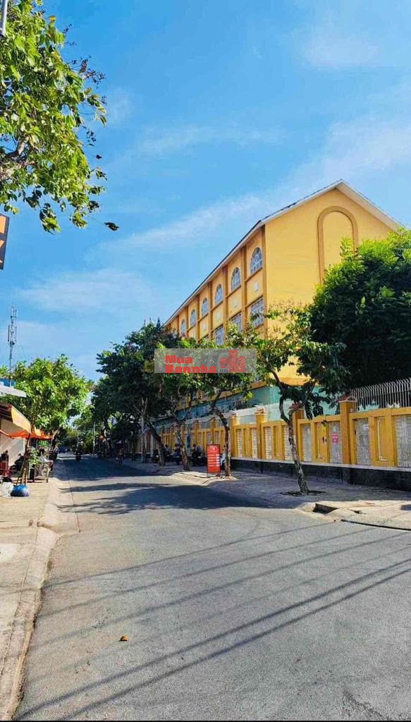 MẶT TIỀN 8M – 3 LẦU SÂN THƯỢNG 60M2 - CƯ XÁ NGÂN HÀNG NHỈNH 10 tỷ