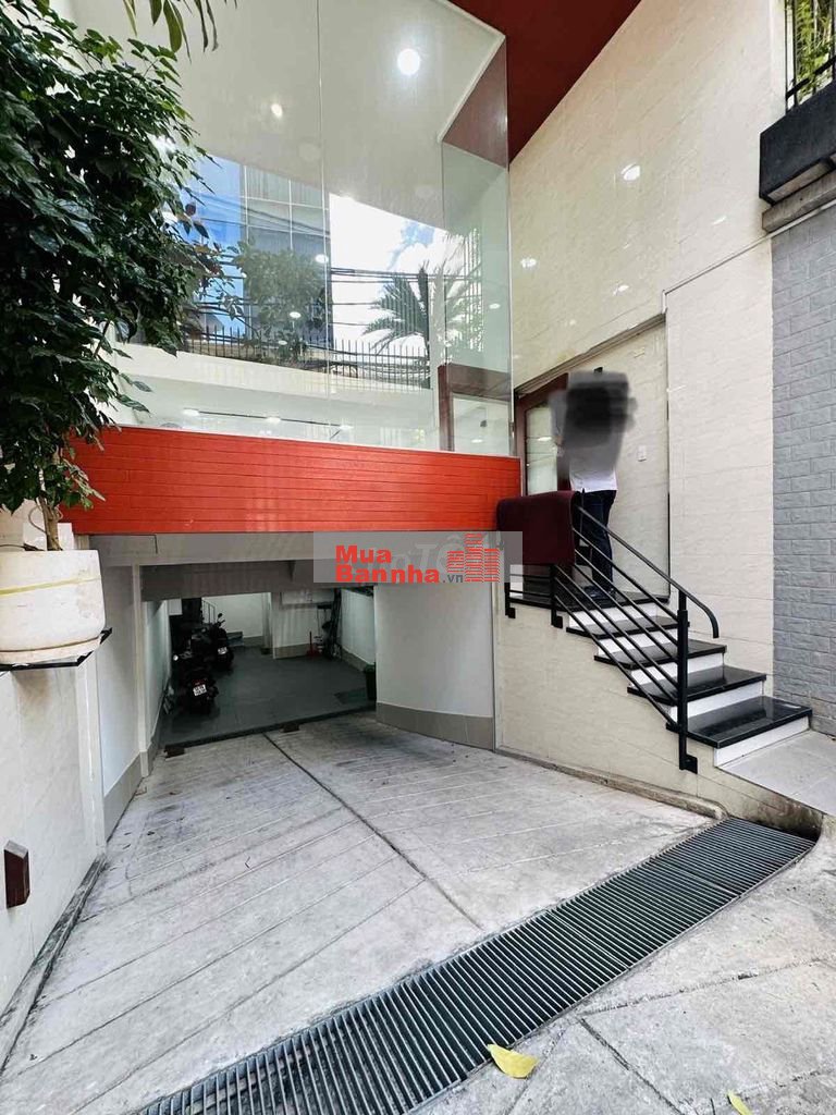 Bán toà nhà văn phòng Tân Bình gần Sân Vận Động Quân Khu 7, H Văn Thụ