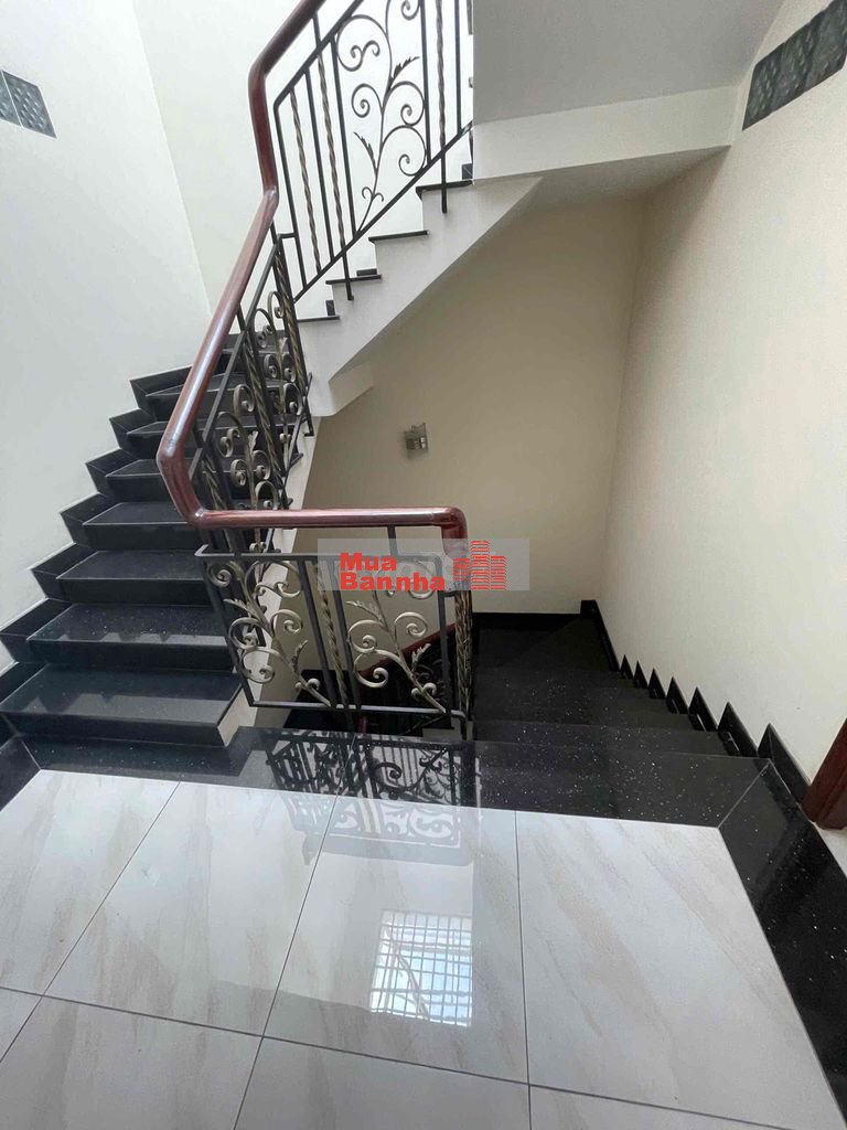 Bán nhà Mặt tiền Bình Lợi, F13, quận Bình Thạnh . 5x22 ( CN: 109m2