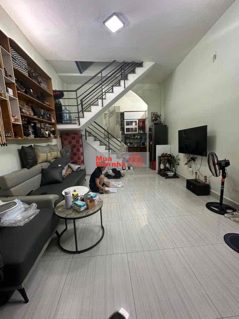 MẶT TIỀN KINH DOANH-Lê Quốc Trinh-Đường 12m vỉa hè 2,5 32m2 Chỉ 5,8T