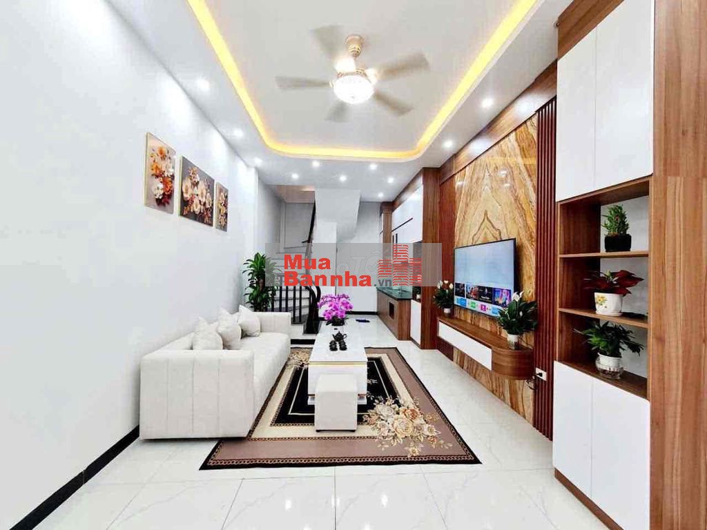 Nhà đẹp Hoàng Mai, ô tô đỗ cửa, kinh doanh, 41m2, 7 tỷ