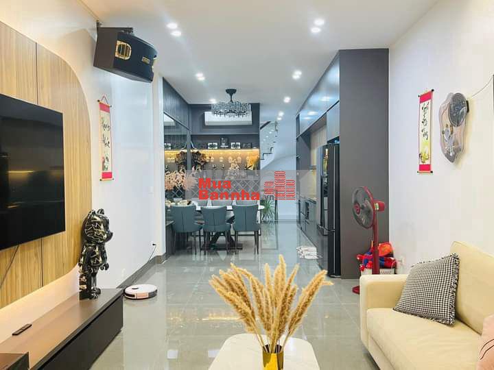 Cực hiếm! Nhà Nguyễn Đức Cảnh ngõ thông KD, 3 gác, đẹp, full nội thất.