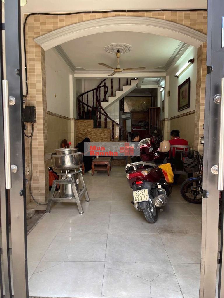 5 tỷ3 ĐẤT THÁNH, GẦN BẮC HẢI, GIÁP Q10, HẺM THÔNG, 3 TẦNG, 40M2