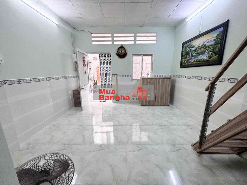 NGAY CHUNG CƯ CÂY MAI - CĂN GÓC 2 MẶT - Tân Thành - Quận 11 - 22M2 - 2